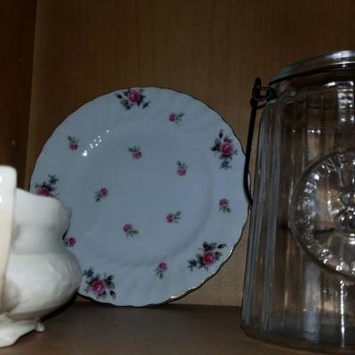 Cupboard 1 - glasses