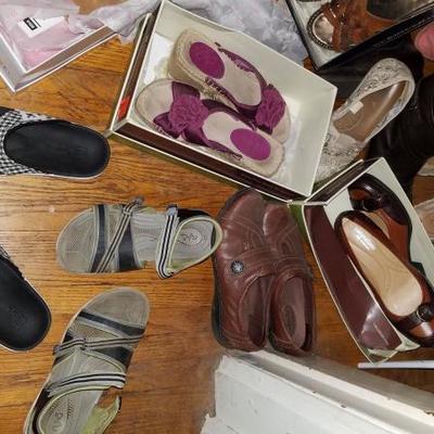 Women's sz 6 Shoe Collection Many NIB