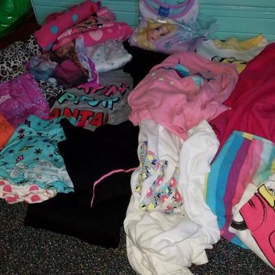 New and Like New Girls Clothes Group 1 2T - 5T