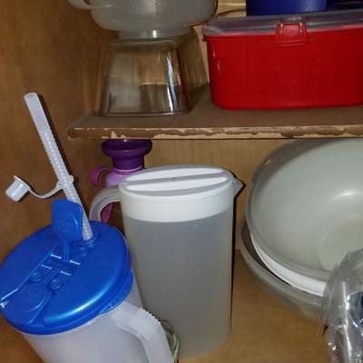 Storage Containers (tons - see all photos)