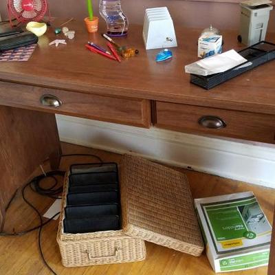 Desk & Accessories