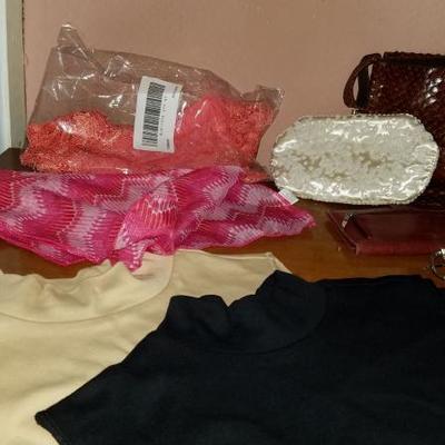 Scarves and Bags New or Like New 