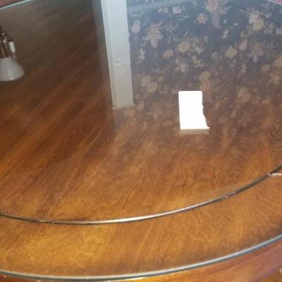 Round Coffee Table 