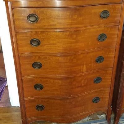 Gorgeous Chest of Drawers