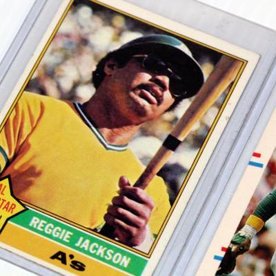 Reggie Jackson Signed Fleer + Topps Baseball Cards Lot #815-32