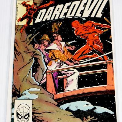 DAREDEVIL #213 #214 Marvel Comics circa 1985 Lot #724-32