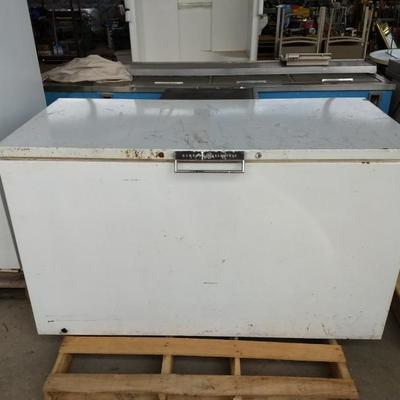 General Electric Large Deep Freezer Chest