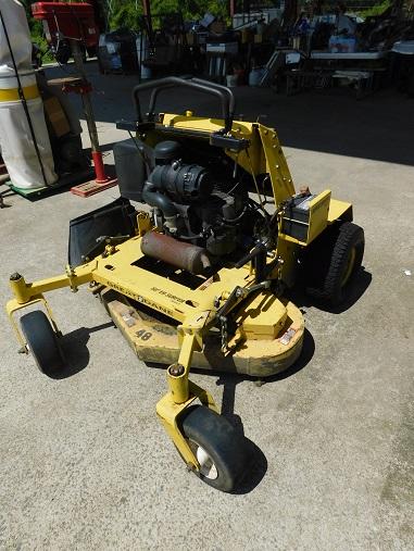 Great Dane Super Surfer 48 Zero Turn Commercial Lawn Mower