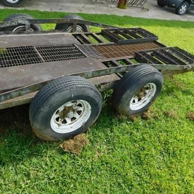 Commercial Dual Axle Flat Trailer with Good Title