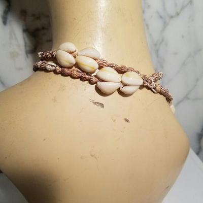 Vtg Long strand Sea Shells necklace south Pacific