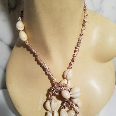 Vtg Long strand Sea Shells necklace south Pacific