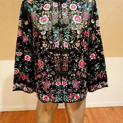 Vtg Plum blossom & Peony all embroidered silk Jacket