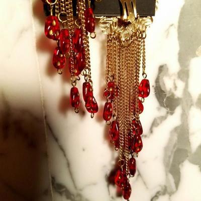 Vtg ruby Celluloid long strand earrings with danglers gold chains filigree base 