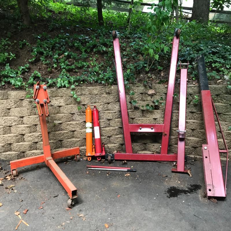 Lot 316 Cherry Picker & Engine Stand