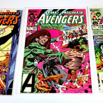 The Mighty AVENGERS #240 241 242 Marvel Comics 1984 Lot #828-07