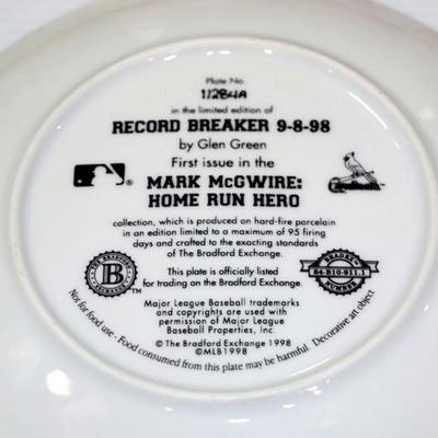Mark McGWIRE Home Run Hero limited Edition Plate with COA #828-67