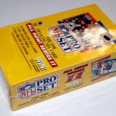 1990 NFL Pro Set Series II Football Cards New Factory Sealed Box Lot #828-51