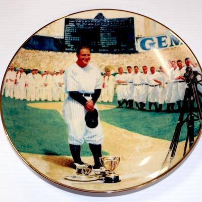 Lou Gehrig Legends of Baseball Limited Edition Plate with COA #828-65