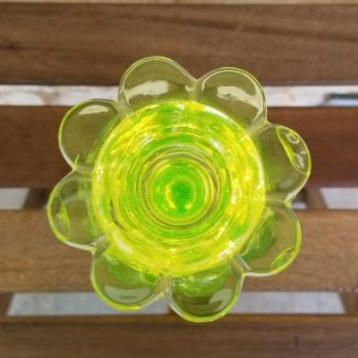 Vaseline | Flower Shaped | Yellow