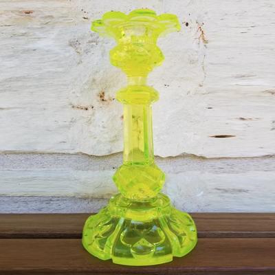 Vaseline | Flower Shaped | Yellow