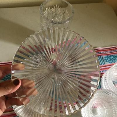 Lot 23: Crystal Lot: Vase, Saucers and Sorbet Servers