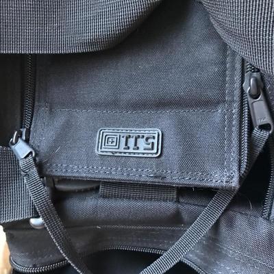 Lot 35: 511 Tactical Gun Bag