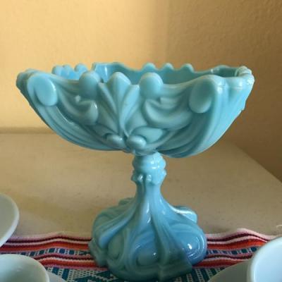 Lot 1: Blue Vintage Milk Glass