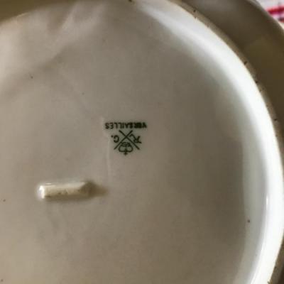 Lot 25: Vintage Porcelain Dishes