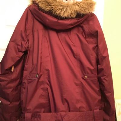 Lot 37: Oakley Winter Ski/Snowboard Coat
