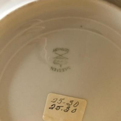 Lot 25: Vintage Porcelain Dishes