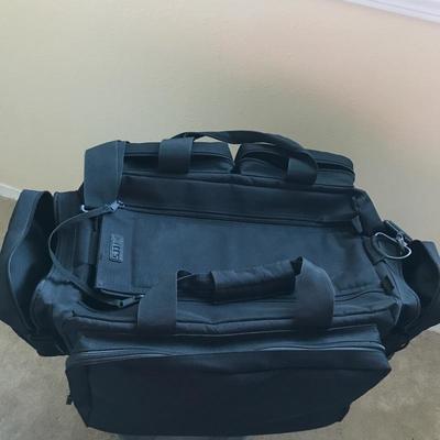 Lot 35: 511 Tactical Gun Bag
