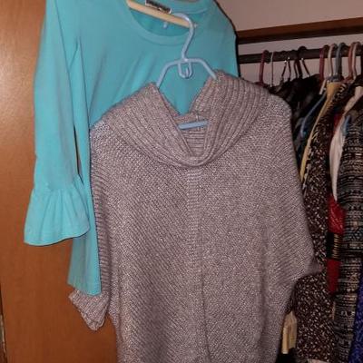 Womens Clothing Sz 8 Small/Med