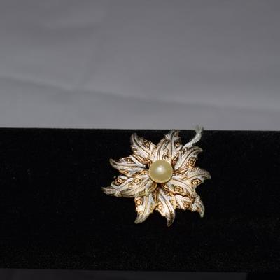 Vintage Faux Pearl Brooch