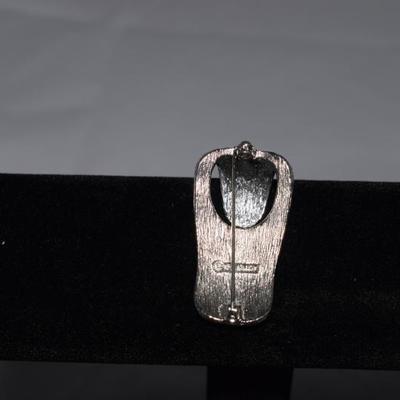 Sarah Coventry Vintage Silver Tone Pin