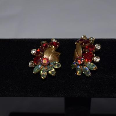 Vintage Red and Clear Rhinestone Clip On Earrings
