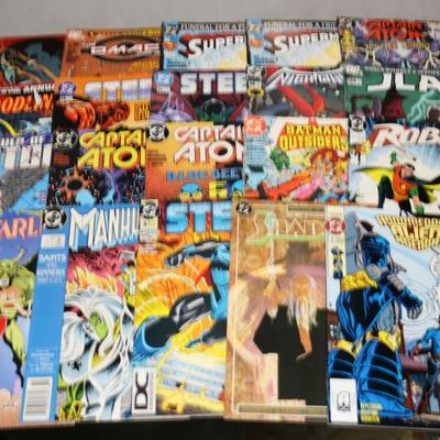 300 Comic Books Lot - Marvel 100, DC 100, Indie 100 - 1 Long Box #912-02