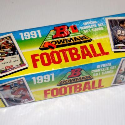 1991 BOWMAN FOOTBALL Cards Factory Sealed Box 561 card set Lot #905-14