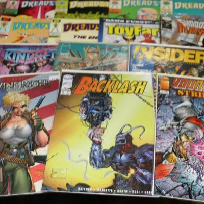 300 Comic Books Lot - Marvel 90, DC 180, Indie 30 - 1 Long Box #912-03
