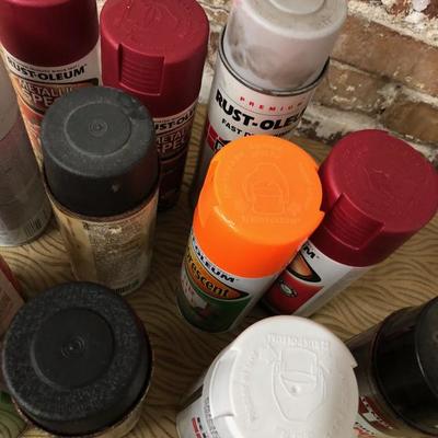 lot SPRAY PAINT CANS
