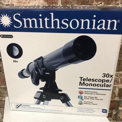 SMITHSONIAN 30X TELESCOPE new