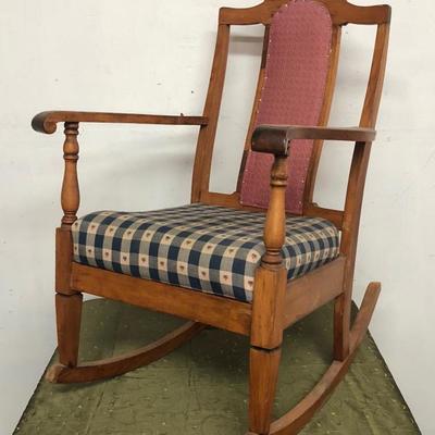 antique COUNTRY ROCKING CHAIR