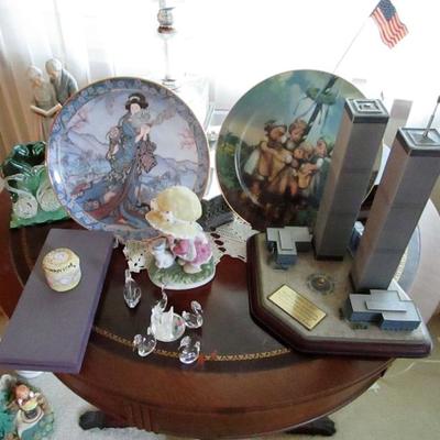 Lamp, War Memorial and 9-11 Collectibles See all photos 