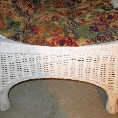 Wicker Set, Throw Rug w/ Grandmother Pillow See all photos 
