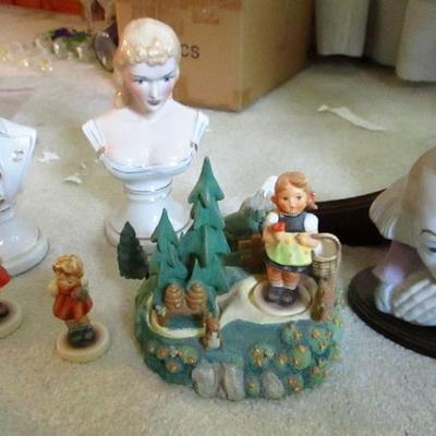 Hummel and collectible set See all photos 