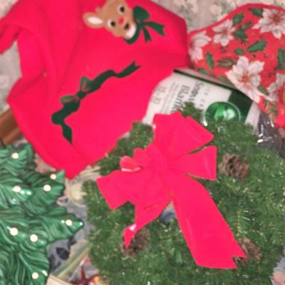 Christmas Set w/Manger See all photos 