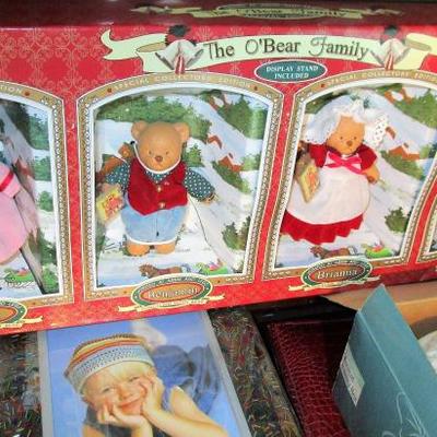 Glass Slipper, Teddy Bears and Music Box Set
