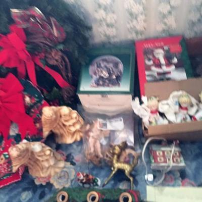 Christmas Set w/Manger See all photos 