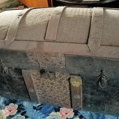 Vintage Trunk #1 See all photos 