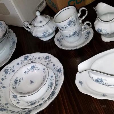 Haviland China service for 12 - See all photos 