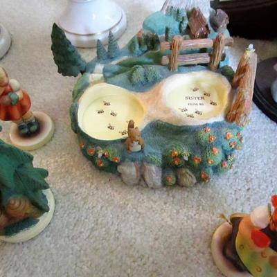 Hummel and collectible set See all photos 